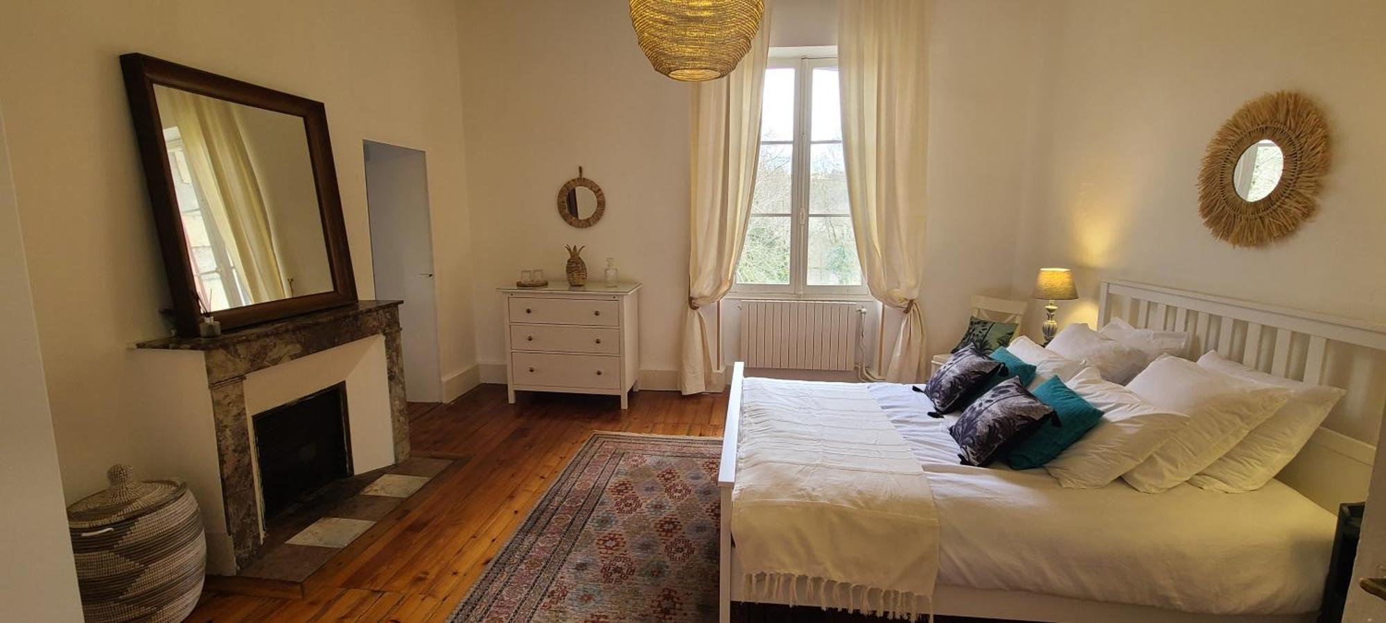 Le Manoir Du Moulin De Madame Bed & Breakfast Villeneuve-sur-Lot Room photo