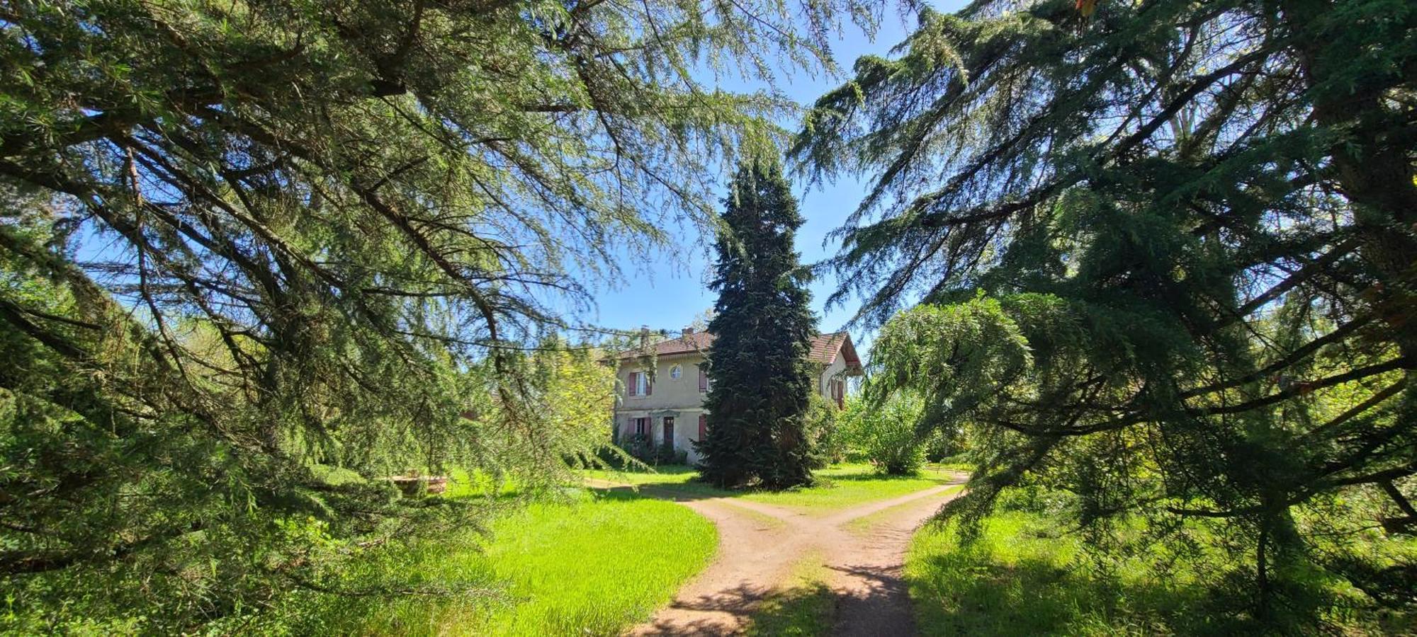Le Manoir Du Moulin De Madame Bed & Breakfast Villeneuve-sur-Lot Exterior photo